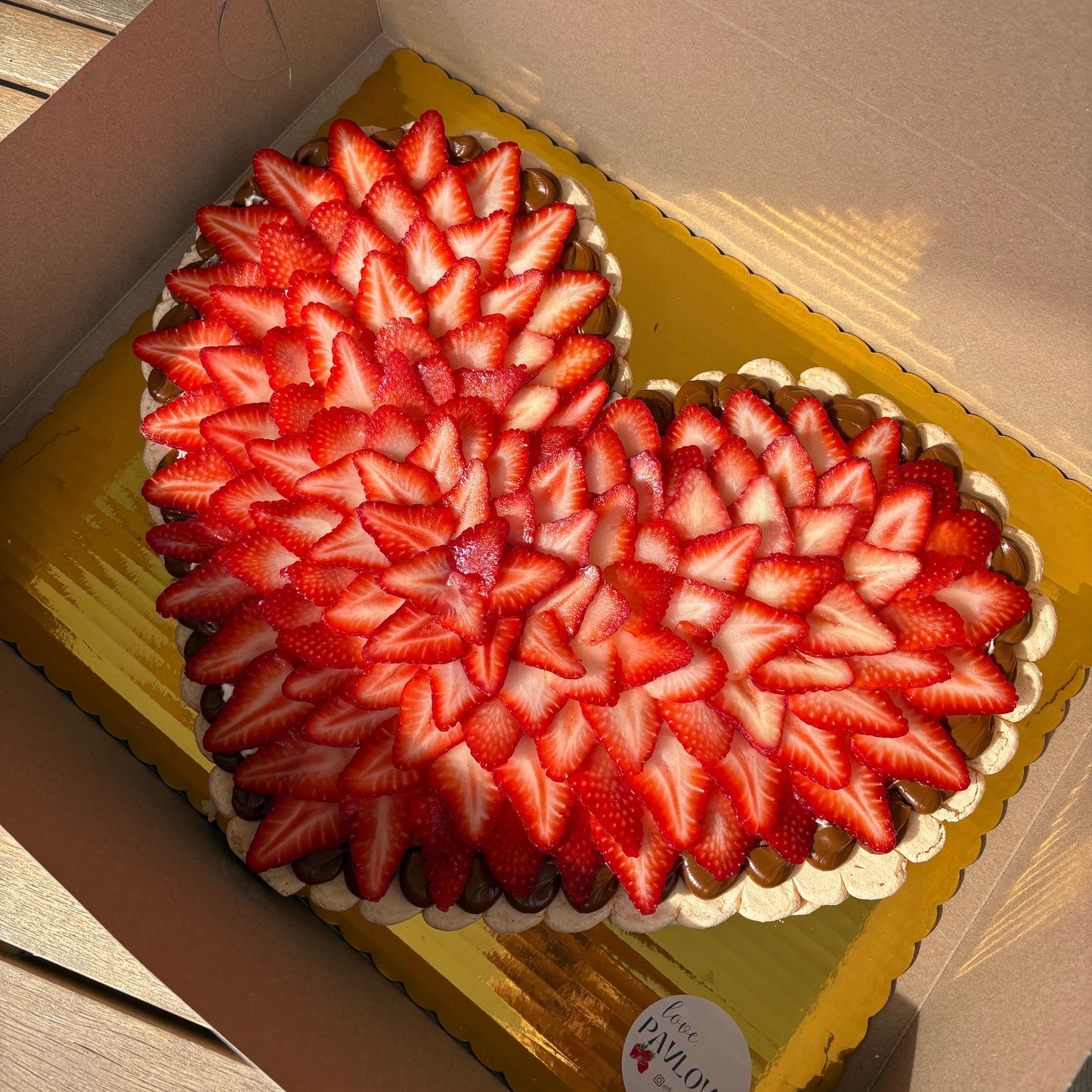Dulce de Leche Heart Pavlova