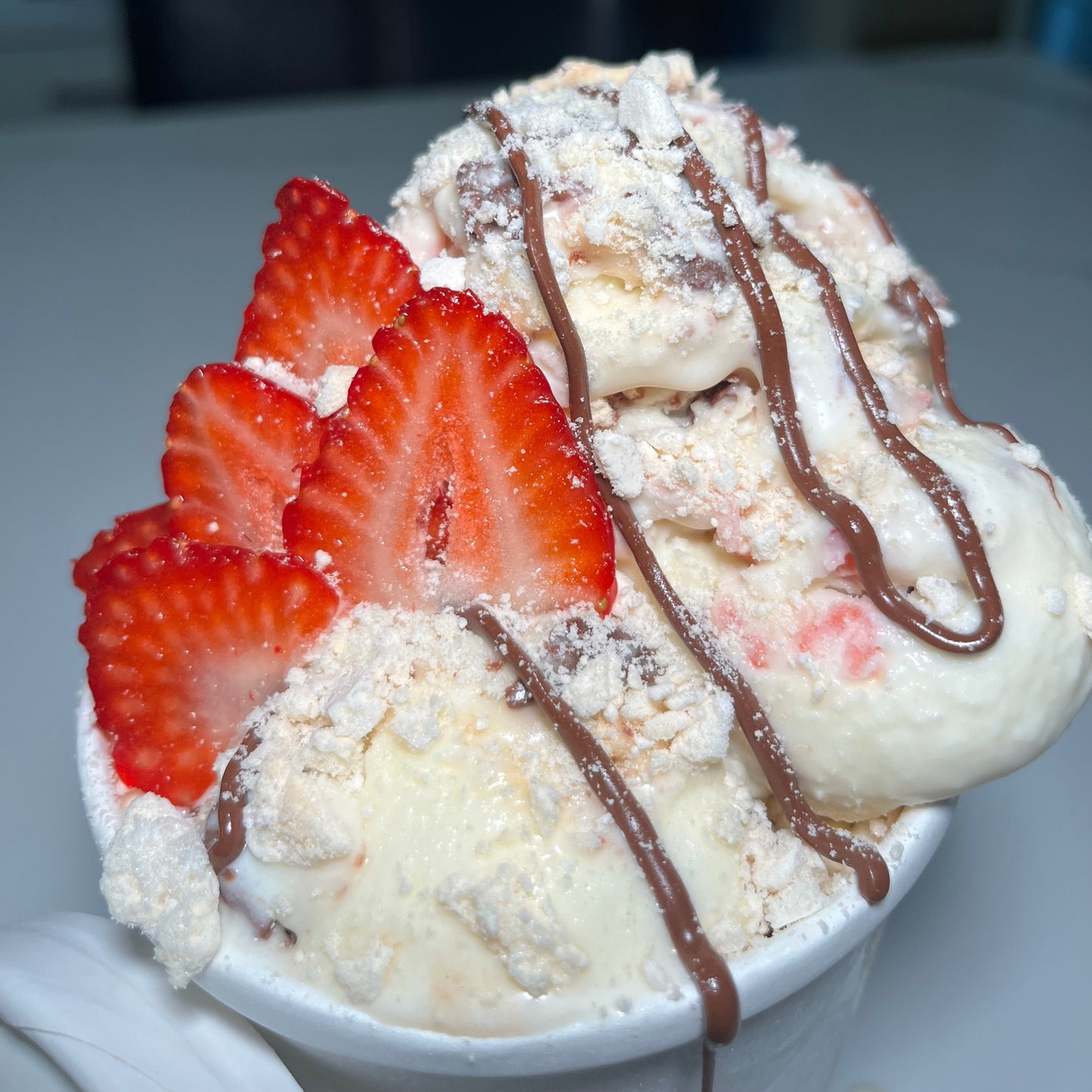 Nutella Pavlova Ice cream Pint