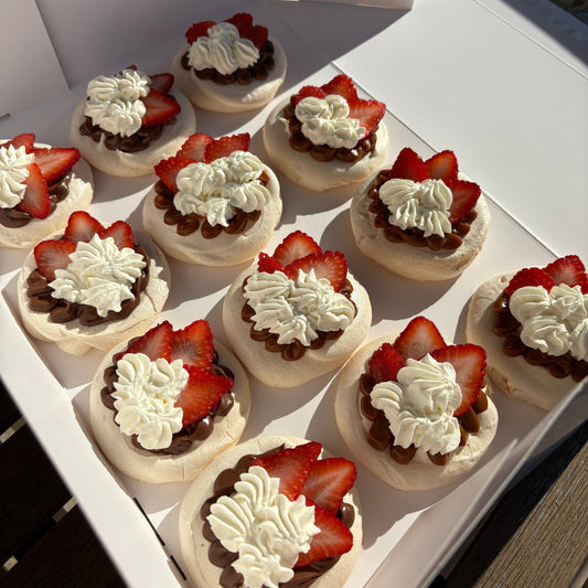 Pavlova Bites