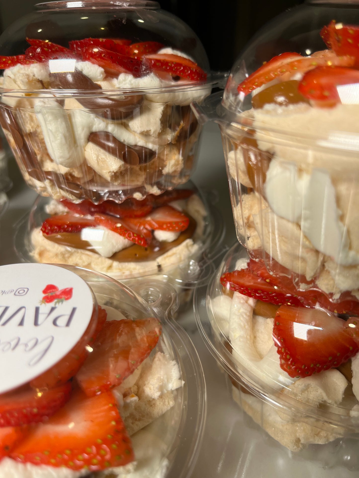 Dulce de Leche Pavlova Parfait